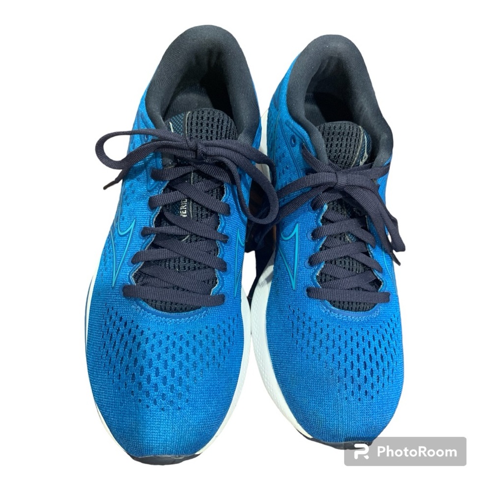 MIZUNO wave rider 25 ladies shoes size 8.